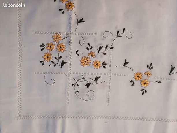 Grande nappe et 12 serviette d'occasion - Linge de maison