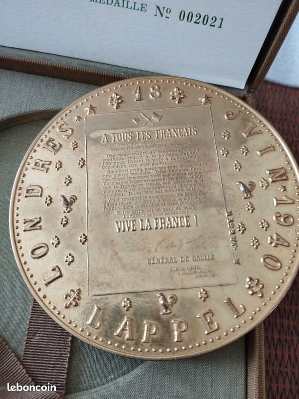 Médaille En Bronze Du Général De Gaulle – Appel Du 18 Juin – Collection Française 72 Mm