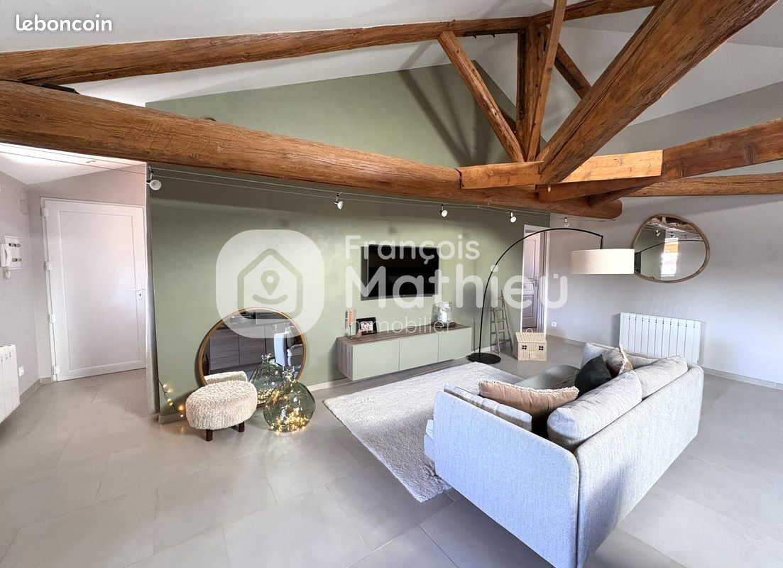 Appartement 4 pièces 85 m² · à Villeneuve · 85 m² · 262 500 €