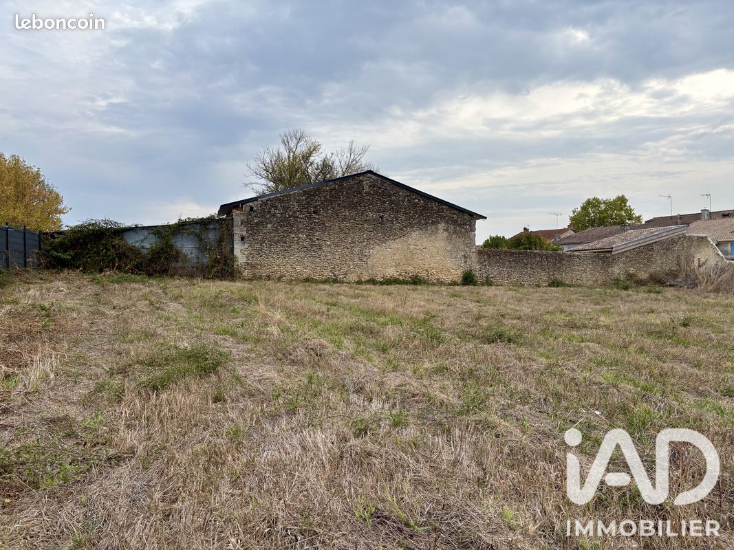 Terrain 764 m² · à Saint-Selve · 764 m² · 138 000 €