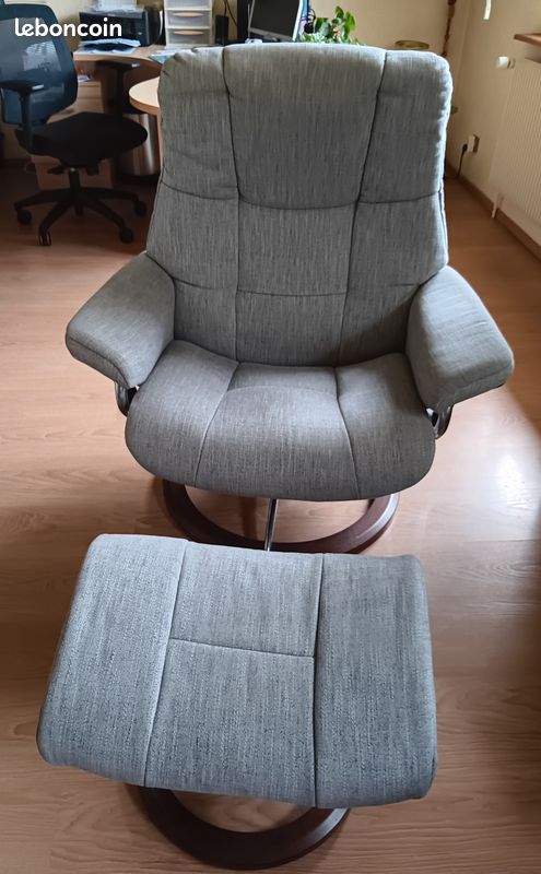 Fauteuil de relaxation Myfair + pouf pieds (image 1)