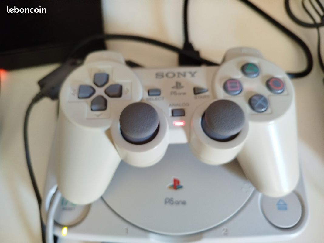 Console Sony Playstation Ps One PsOne avec une manette - Dealicash