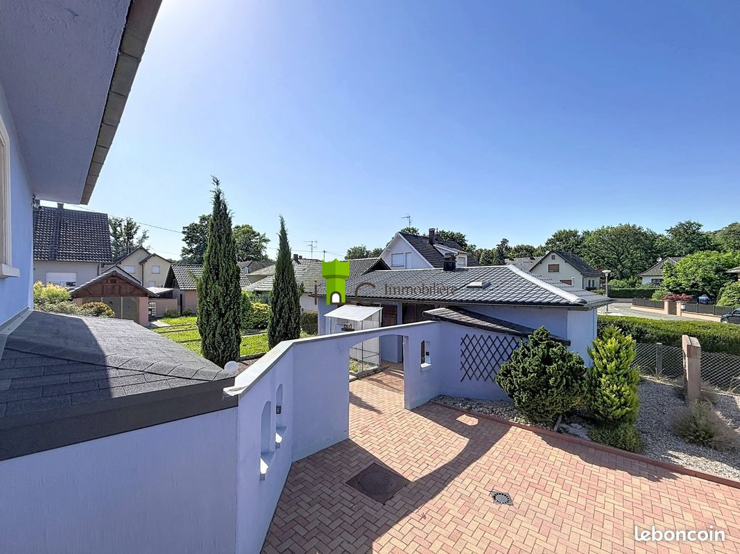 Maison 8 pièces 202 m² (image 2)