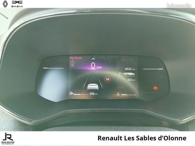 Renault Clio 1.0 Eco-G 100ch Techno - 24 (image 22)