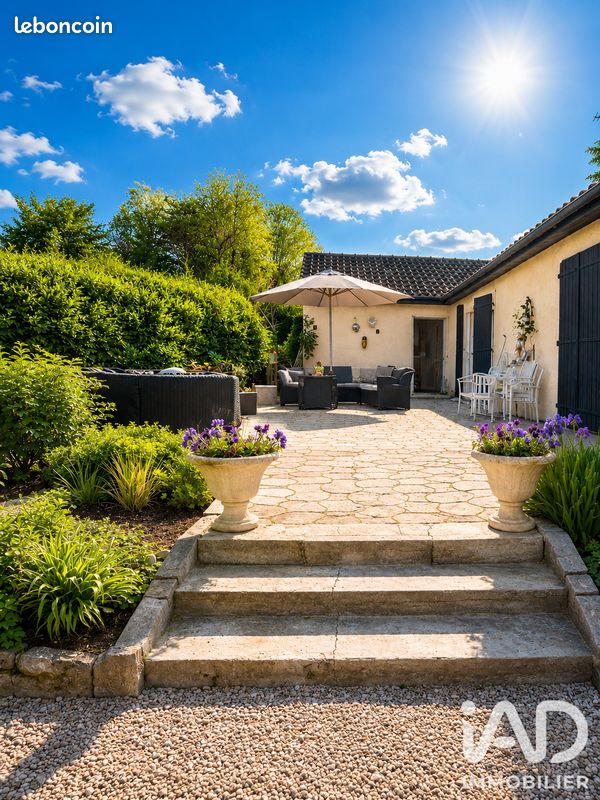 Maison 5 pièces 121 m² (image 1)