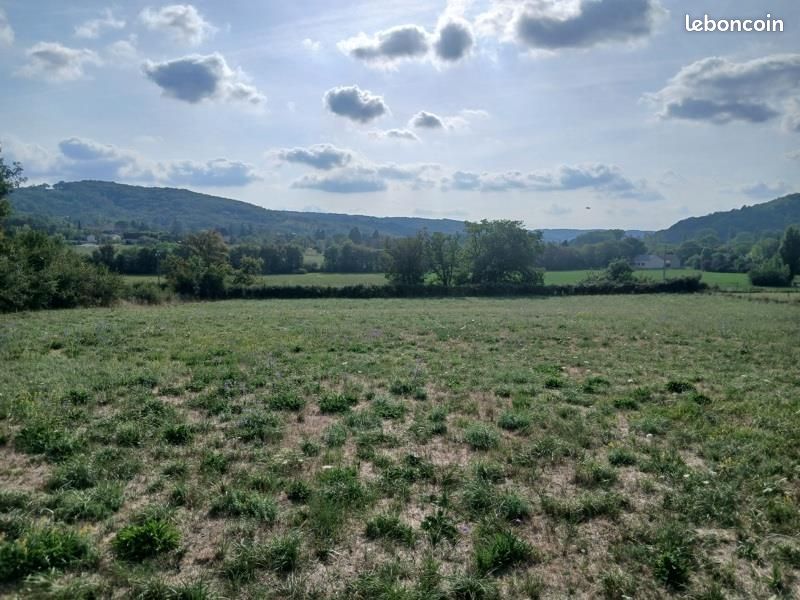 Terrain 7313 m² · à Saint-Germain-du-Bel-Air · 35 000 €