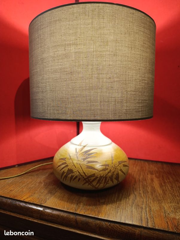 Ancienne splendide lampe céramique émaillé. Années 70''. Signé en masse « VALLAURIS» (image 1)