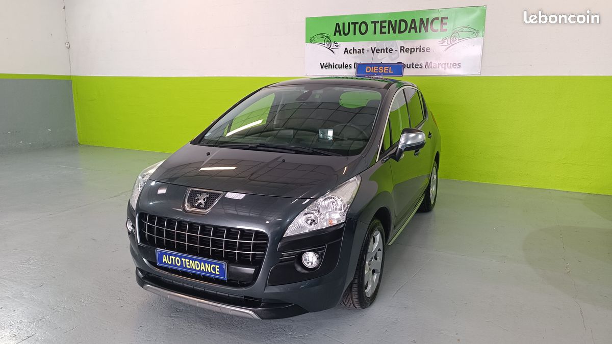 PEUGEOT 3008 Allure 1.6 e-HDi 115 cv (image 1)