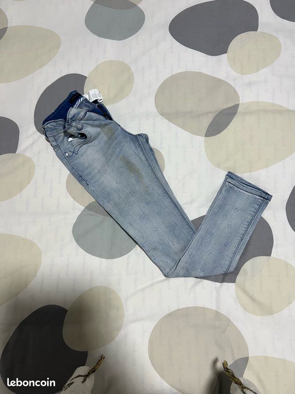 Lot 29 vêtements enfant Catimini ou à l’unité (6 à 10 ans) – Valeur neuve 1 600 – Très bon état (image 8)