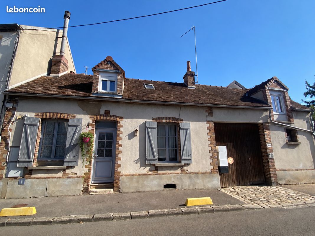 Maison 5 pièces 67 m² · à Sens · 66,9 m² · 125 000 €