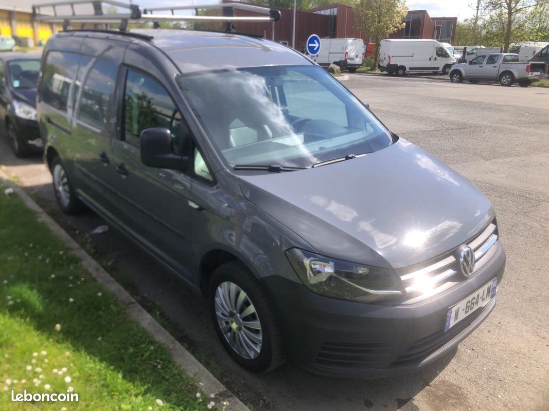 VOLKSWAGEN Caddy Iv Maxi 2.0 Tdi 150ch Long Confortline 2017 (image 1)