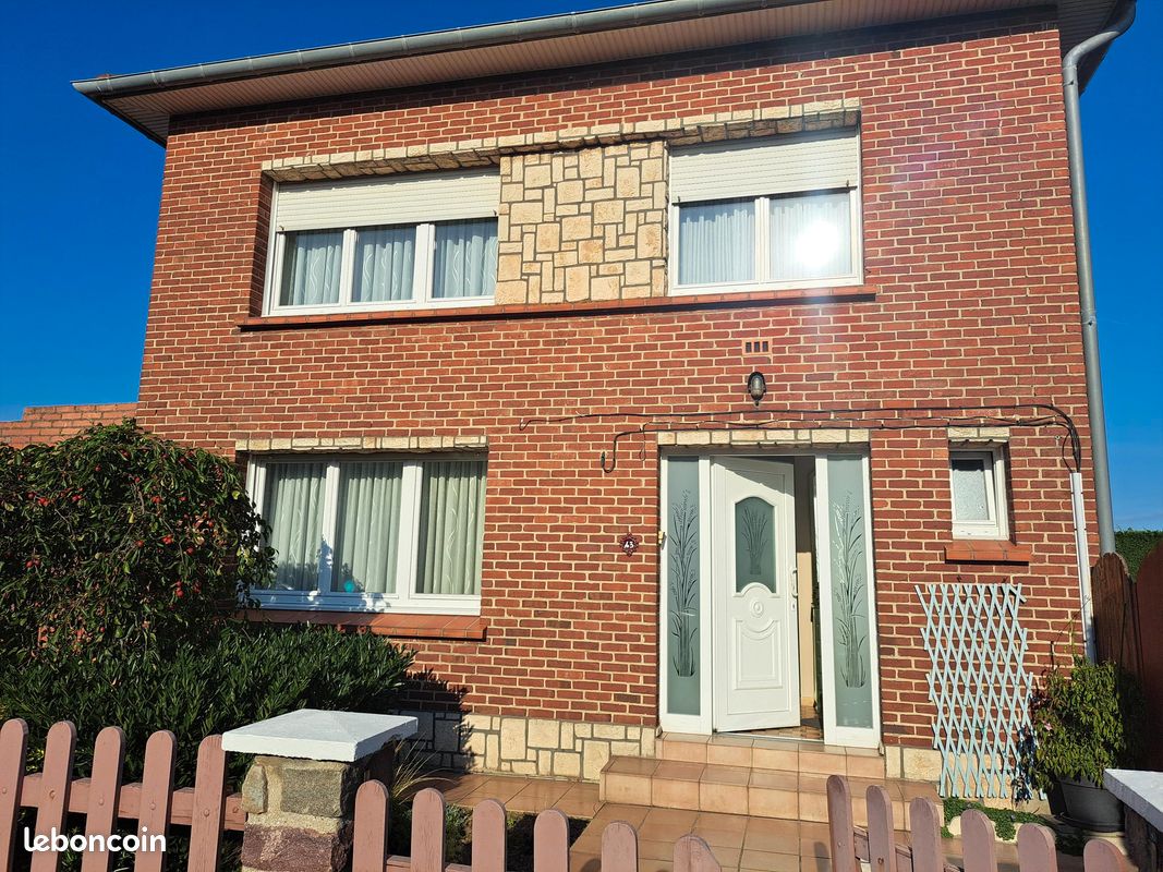 Maison 4 pièces 96 m² · à Loon-Plage · 96 m² · 210 000 €