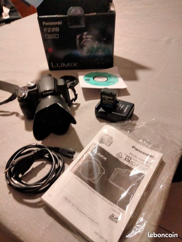 Appareil photo Panasonic Lumix FZ28 (image 1)