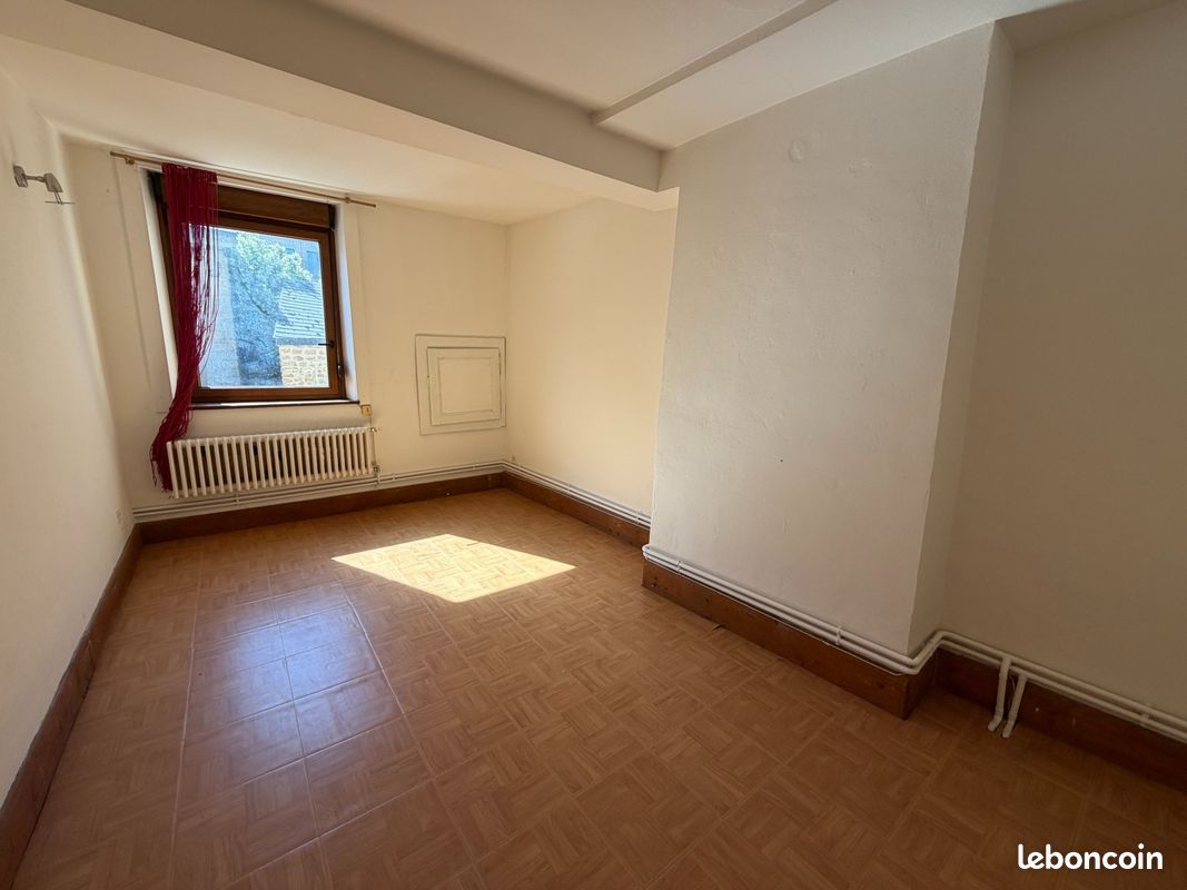 Maison 3 pièces 54 m² · à Floing · 54 m² · 595 €/mois