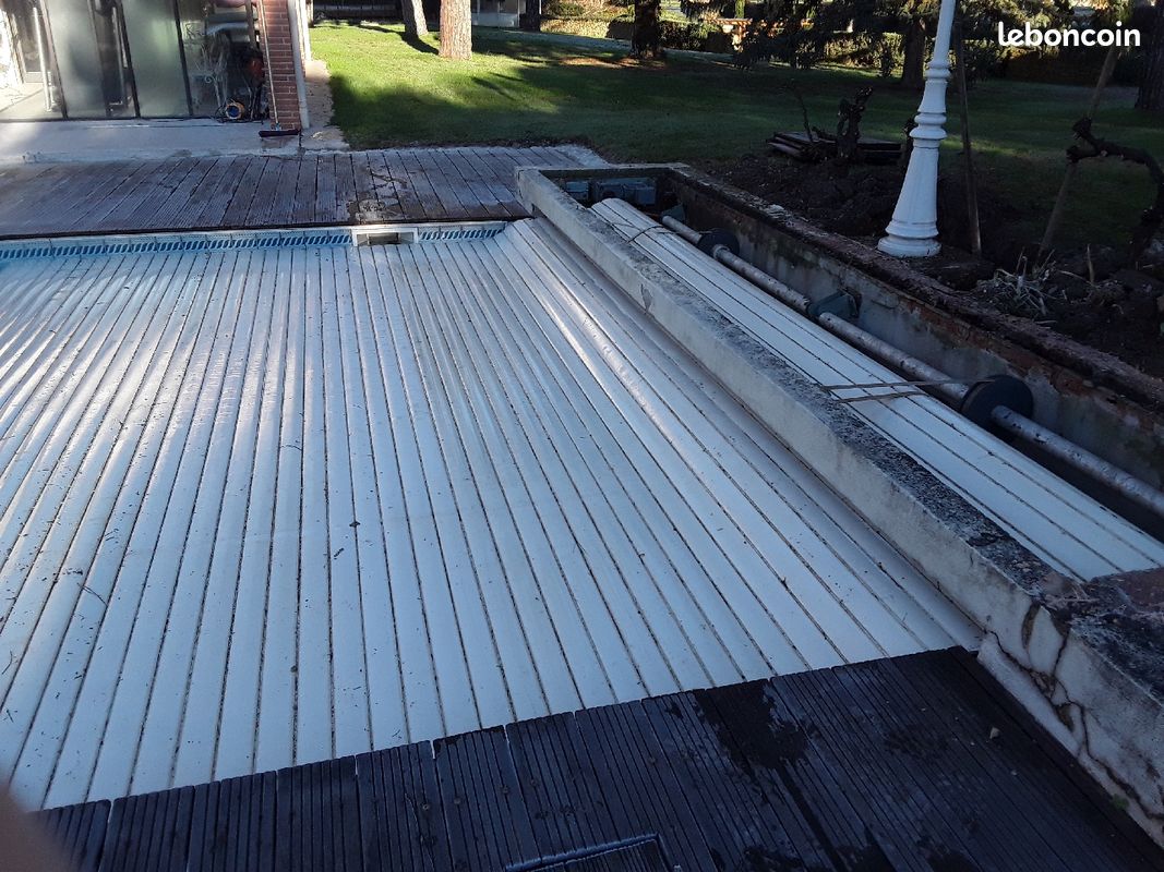 Vends Volet Roulant électrique Piscine (image 3)
