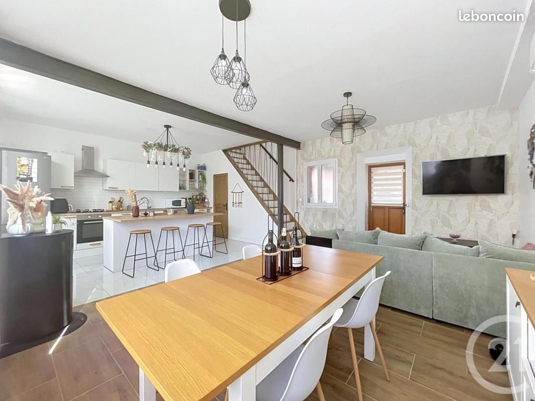 Maison 5 pièces 91 m² · à Lacroix-Saint-Ouen · 91 m² · 249 000 €