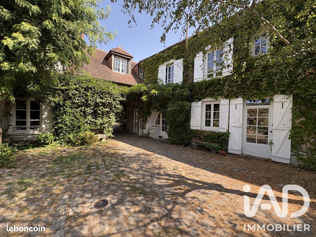 Maison 10 pièces 195 m² · à Perthes · 195 m² · 650 000 €