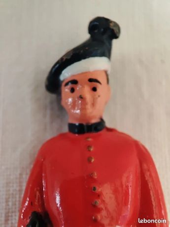 7 Soldats De Plomb écossais – Infanterie, 60mm (1/32), Signés Sous Le Socle