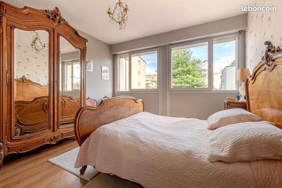 Appartement 5 pièces 110 m² - Limoges 87000 (image principale 5)