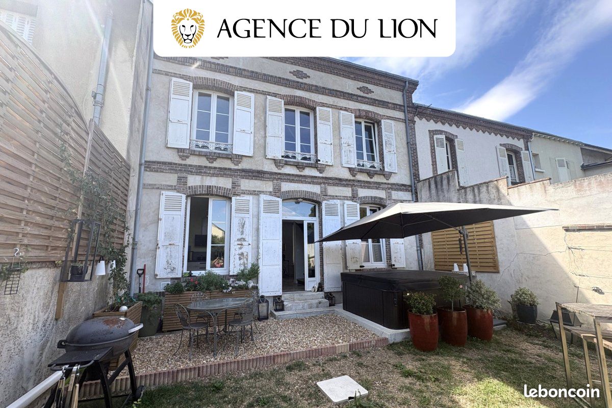 Maison 5 pièces 87 m² · à Dreux · 87 m² · 367 500 €
