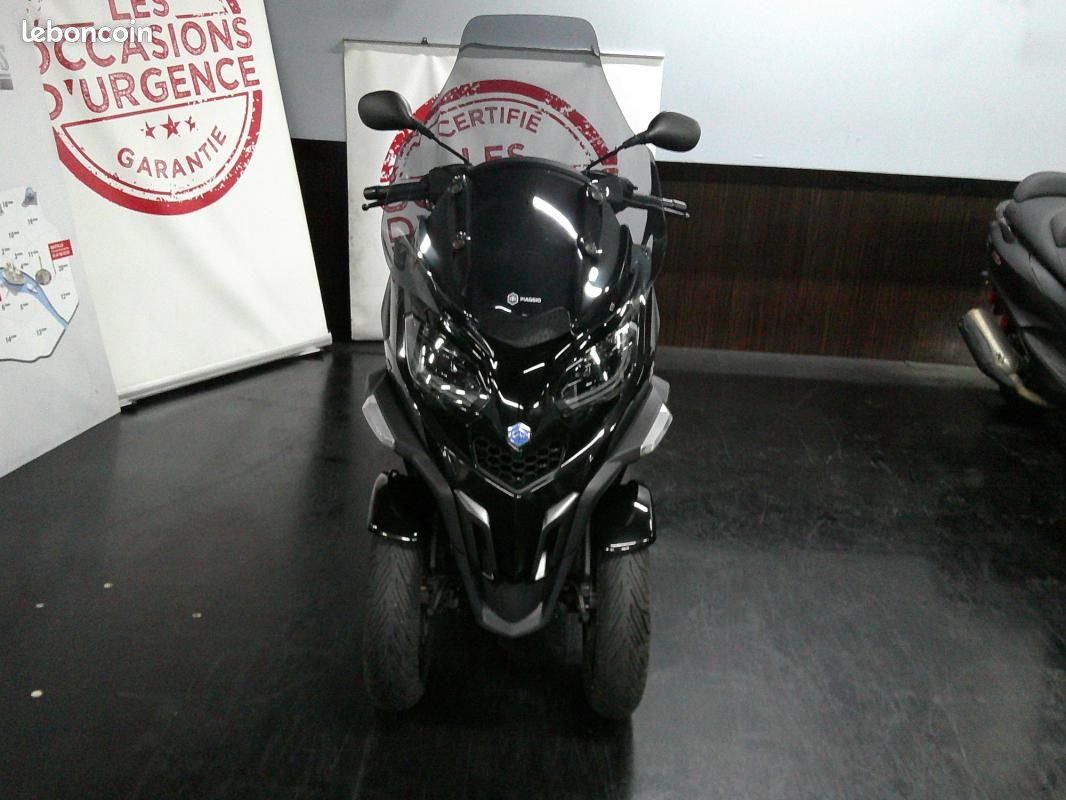 Piaggio MP3 400 HPE 2024 25500KM (image 2)