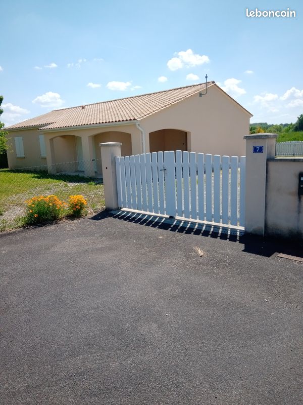 Maison 6 pièces 100 m² · à Châteauneuf-sur-Charente · 100 m² · 750 €/mois