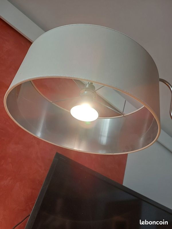 Lampe design BAGA sur pied (image 4)