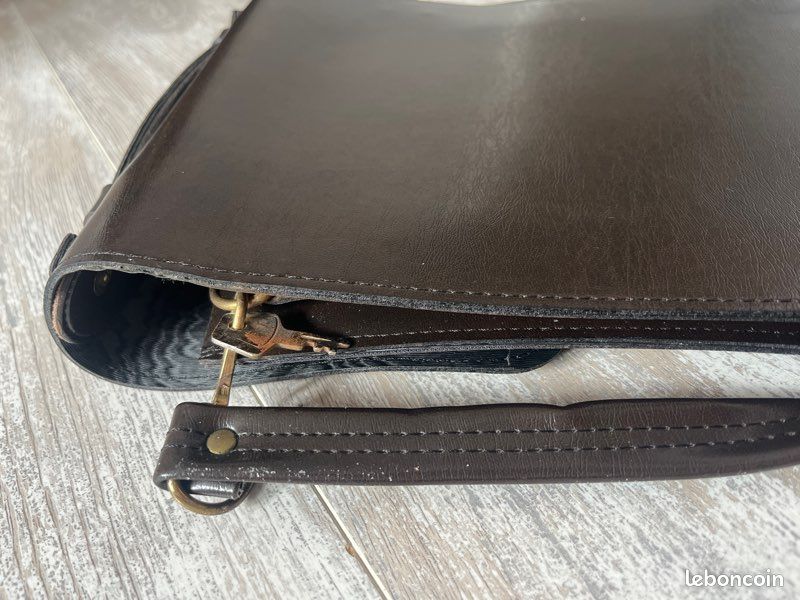 Sac pochette avec sangle vintage marron (image 7)