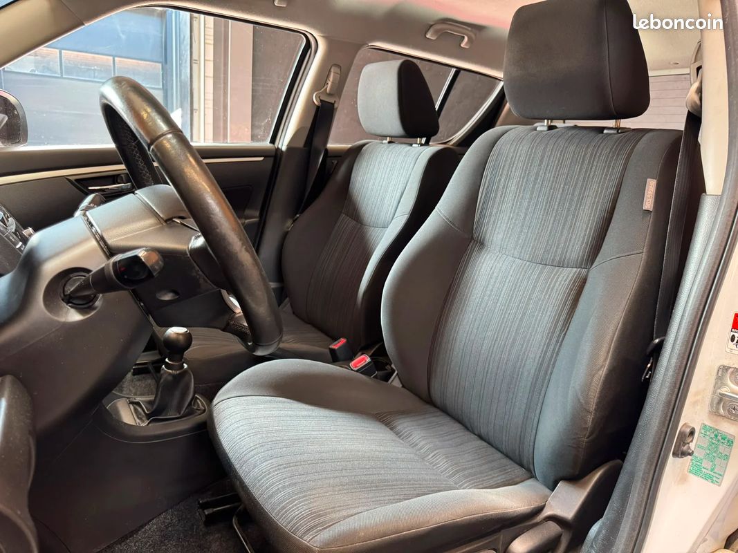 Suzuki SWIFT 1.2 94ch 4x4 PRIVILEGE (image 10)