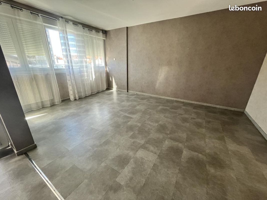 Appartement 5 pièces 93 m² · à Vesoul · 93 m² · 119 000 €