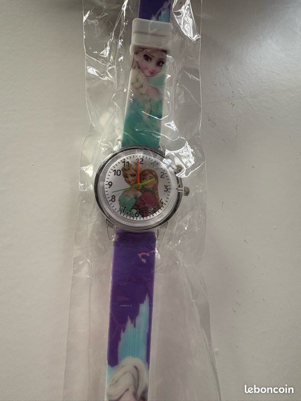 Montre Reine Des Neige Montre La Reine Des Neige Frozen Disney