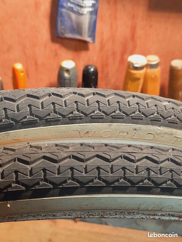 Pneus et accessoires pour vélos anciens 650 700 Michelin