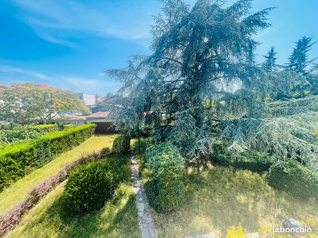 Terrain 465 m² · à Mérignac · 465 m² · 199 000 €