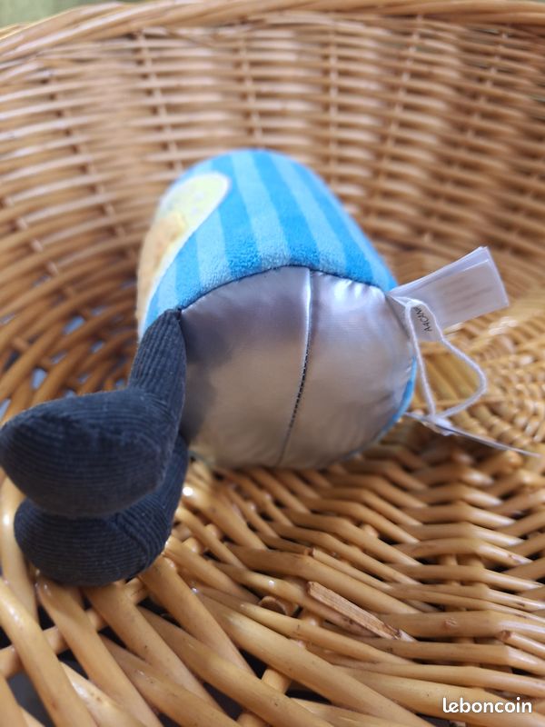 Peluche exclusive Jellycat Selfridges Uk Jesse can of pop original lemon juice citron (image 9)