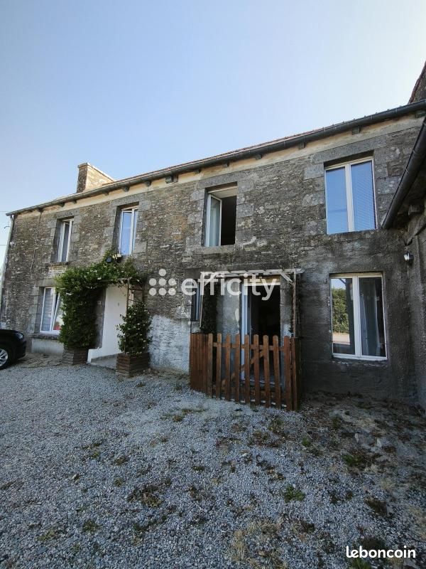 Maison 9 pièces 186 m² · au Mené · 186 m² · 129 600 €
