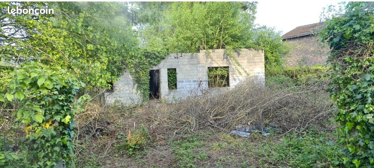 Terrain 1 880 m² Catillon Sur Sambre · à Catillon-sur-Sambre · 77 000 €