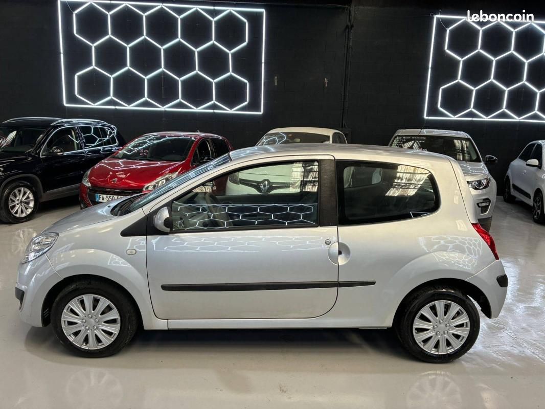 Renault Twingo II (C44) 1.5 dCi 65ch Dynamique (image 7)