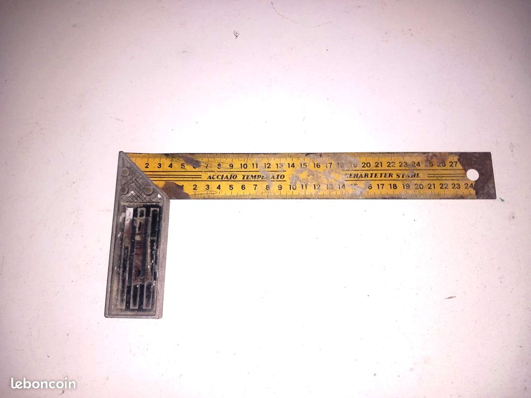équerre de menuisier (image 1)