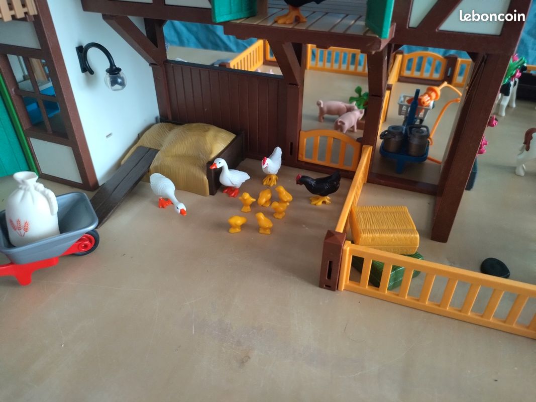 Kit playmobil la grande ferme 6120 et enfant avec lapins et clapier 6140 la grande (image 5)
