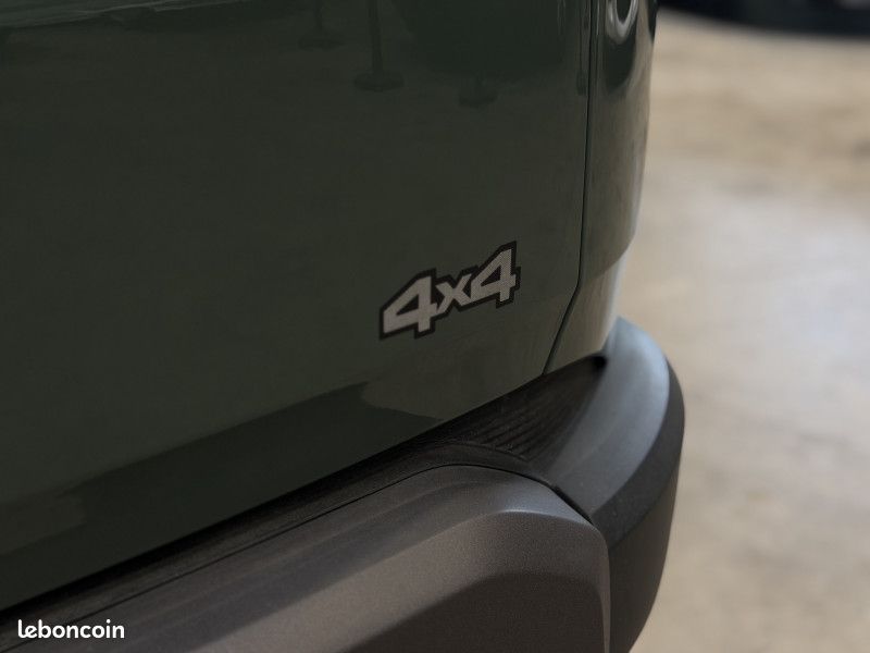 Dacia DUSTER 1.2 MILD HYBRID 130CH EXTREME 4X4 - 1ère main (image 8)