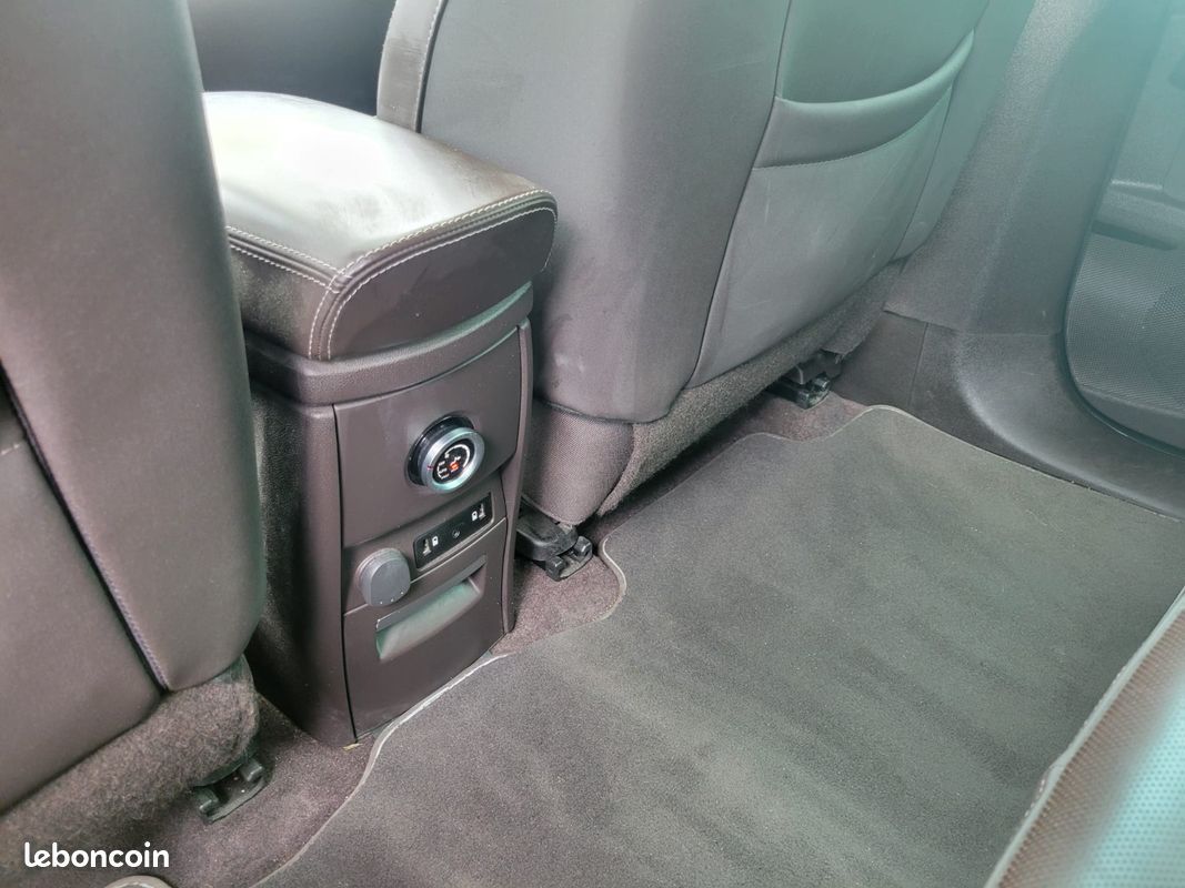 RENAULT ESPACE V dCi 160 Twin Turbo Initiale Paris EDC/GPS/CUIR/CAMERA (image 11)