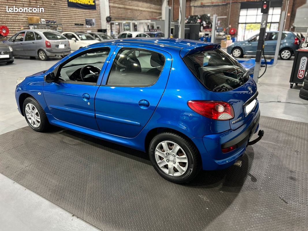 Peugeot 206 + 1.4 Urban Move Euro5 5p (image 5)