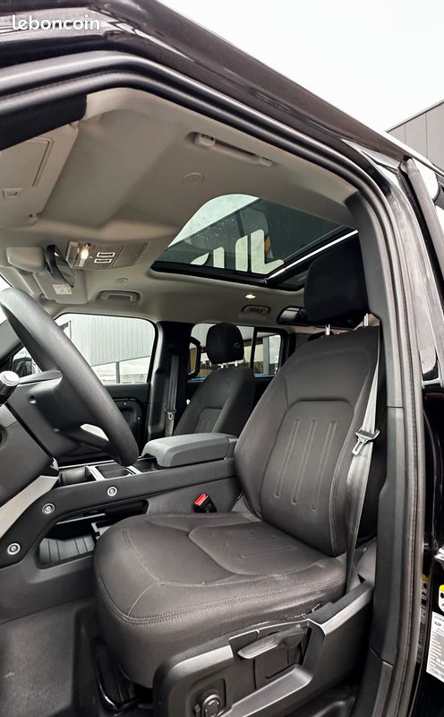 Land rover Defender 110 7places 3.0d i6 mhev SE 200cv diesel (image 8)