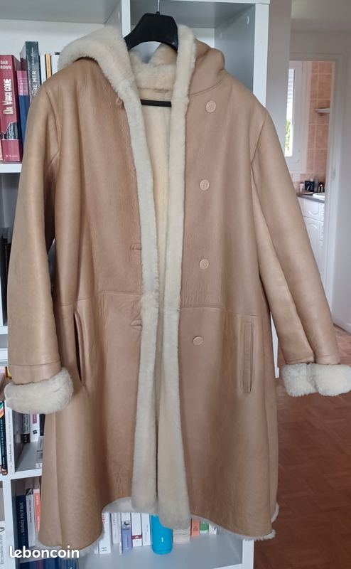Manteau de femme en cuir (image 1)
