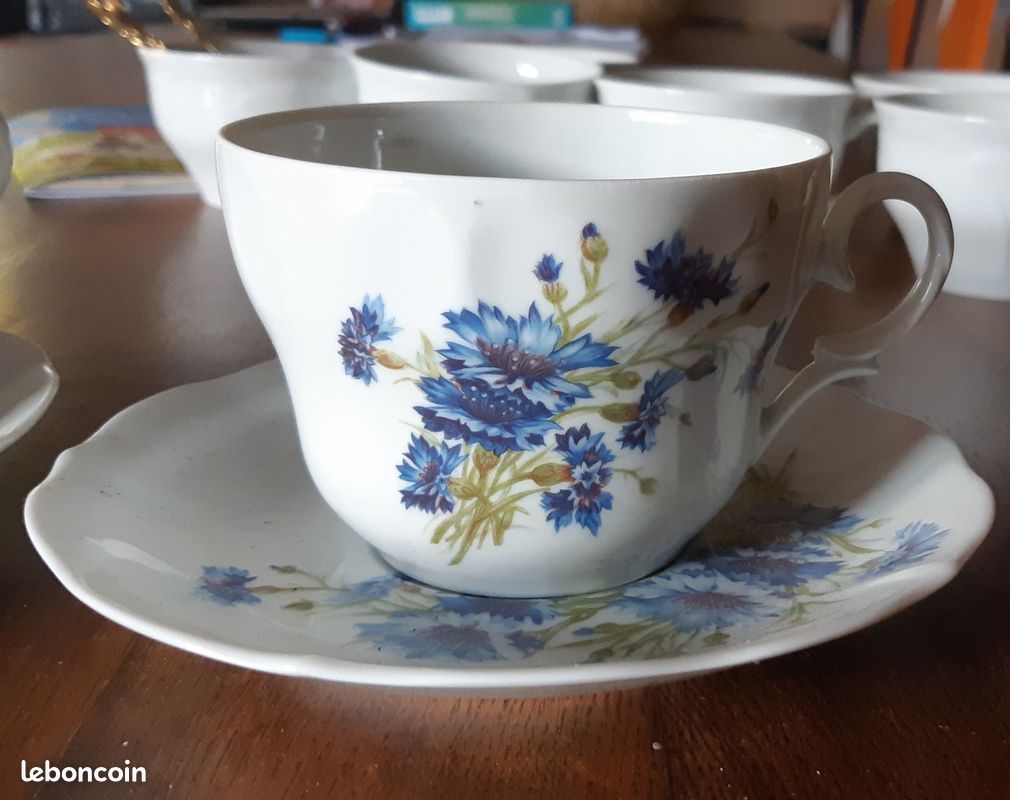 Tasse à déjeuner en porcelaine (image 2)