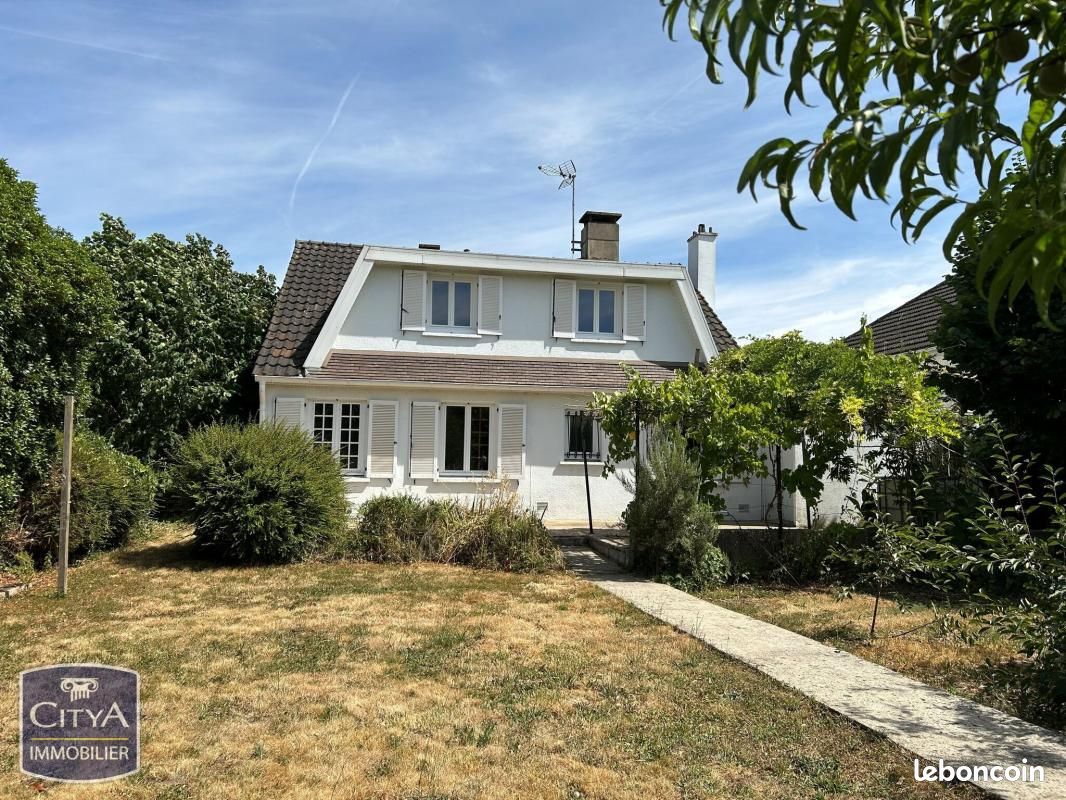 Maison 9 pièces 144 m² · à Brétigny-sur-Orge · 144 m² · 340 000 €