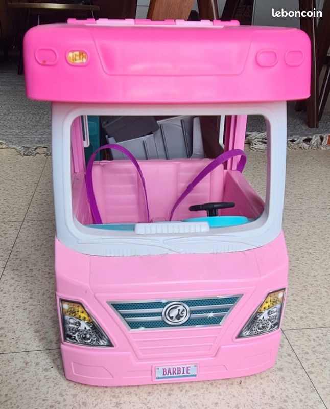 Camping - car Barbie + accessoires (image 5)