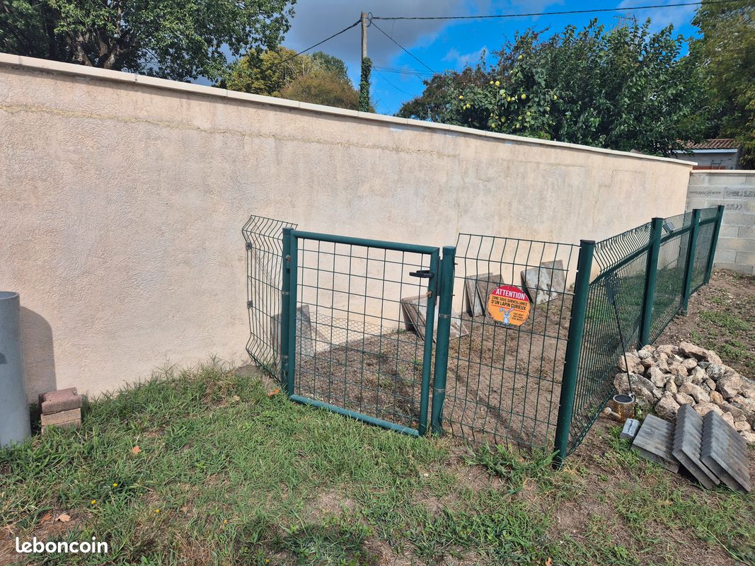 Grillage rigide avec portillon (image 1)