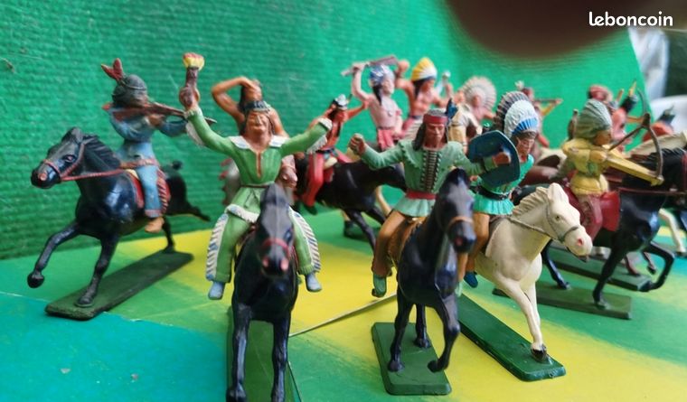 Lot De +70 Soldats Plastique Indiens Vintage – Starlux, échelle 1:50, à Identifier