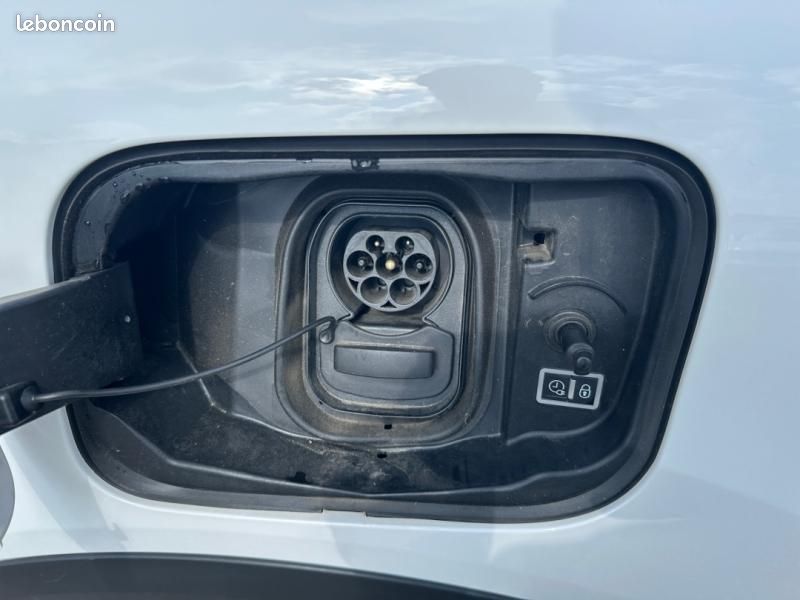 Citroen C4 Moteur électrique 136ch (100 kW) Shine Automatique (image 18)
